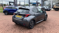 Toyota Yaris 1.5 Hybrid Design 5dr CVT Hybrid Hatchback